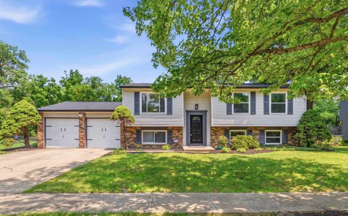 9505 Thornwood Drive